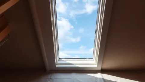 Jak obrobić okno dachowe VELUX