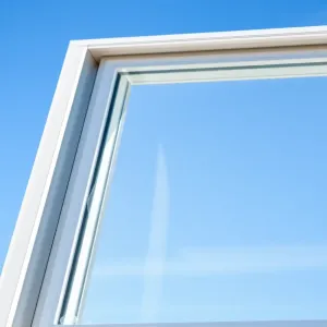 Jak umyć okno dachowe z zewnątrz