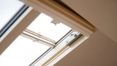 Jak wyregulować okno dachowe VELUX